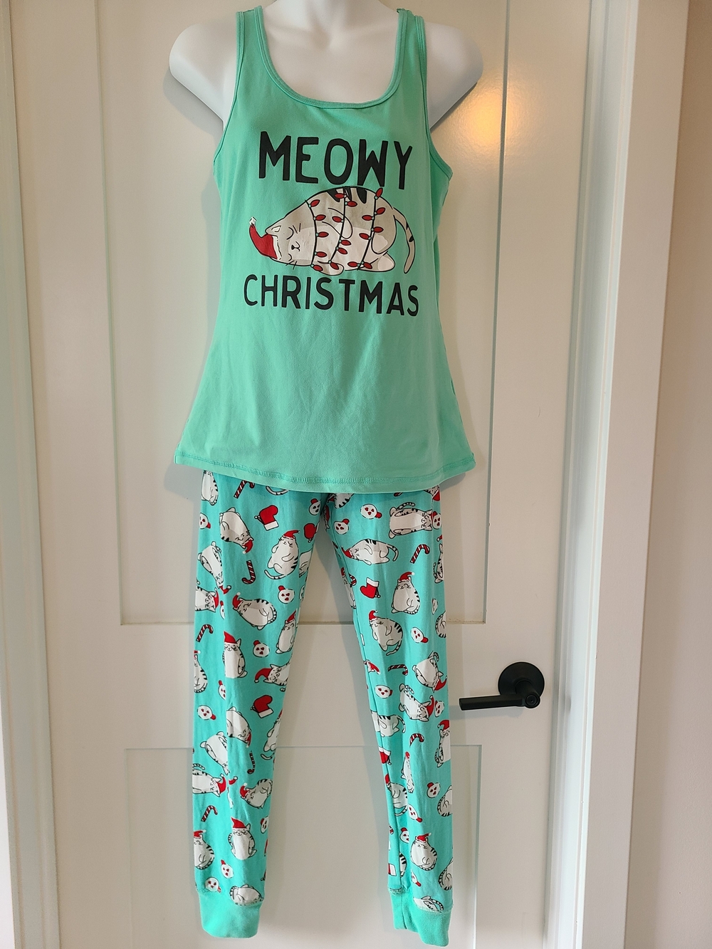 Urban Heritage Mint Green 'Meowy Christmas' Kids Pajama Set